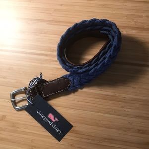 Vineyard Vines Distressed Leather Rope Belt